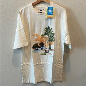 5/$30🏷️ Joe Marlin Cream Beach Scene T-Shirt